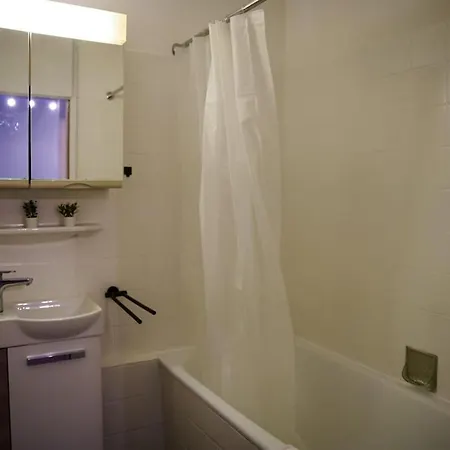 Apartmán I Pool I Sauna I Golf I I Parkplaetze Winterberg